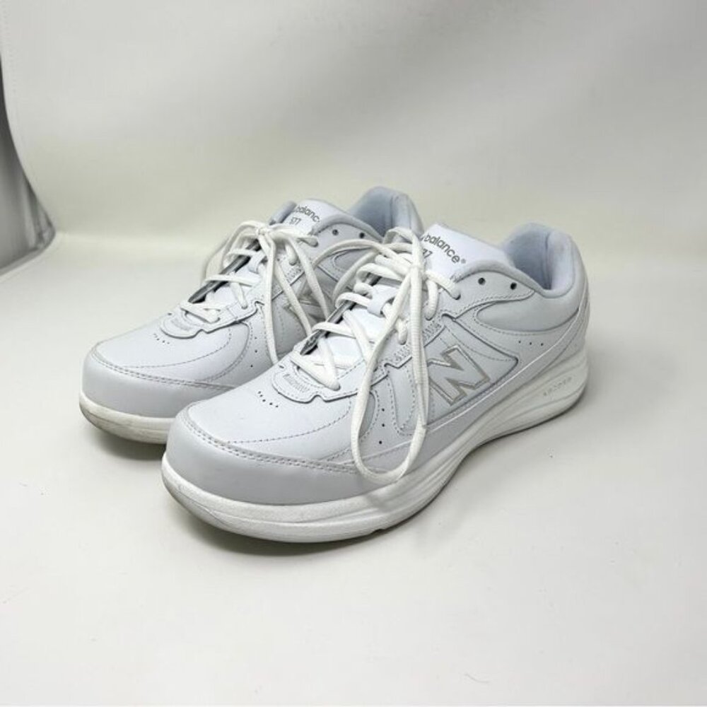 New Balance 577 WW577WT White Comfort Walking Sneaker Shoes Womens 9.5 excellent